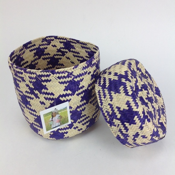 GlobeIn Other - GlobeIn Grass Weave Purple and Cream Basket